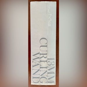 Great condition NuMe curling wand